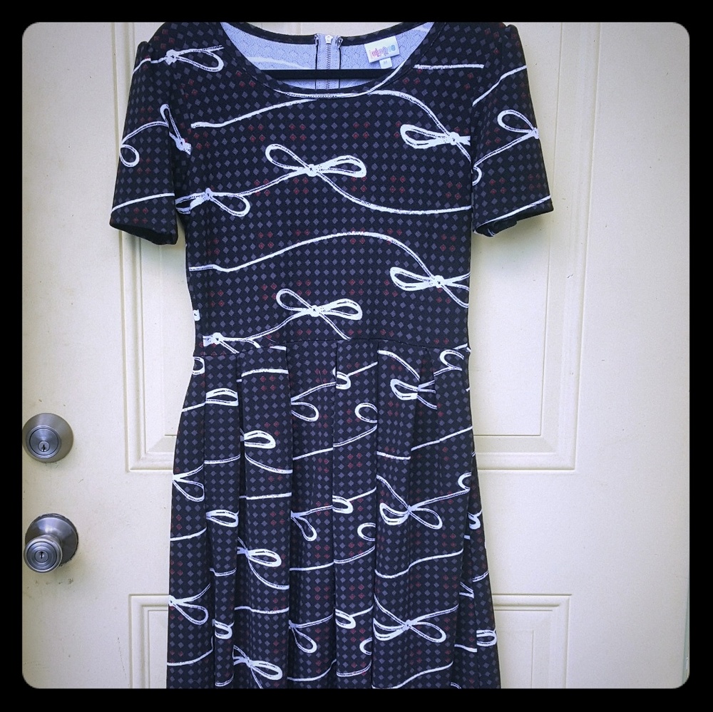 Lularoe Amelia dress M